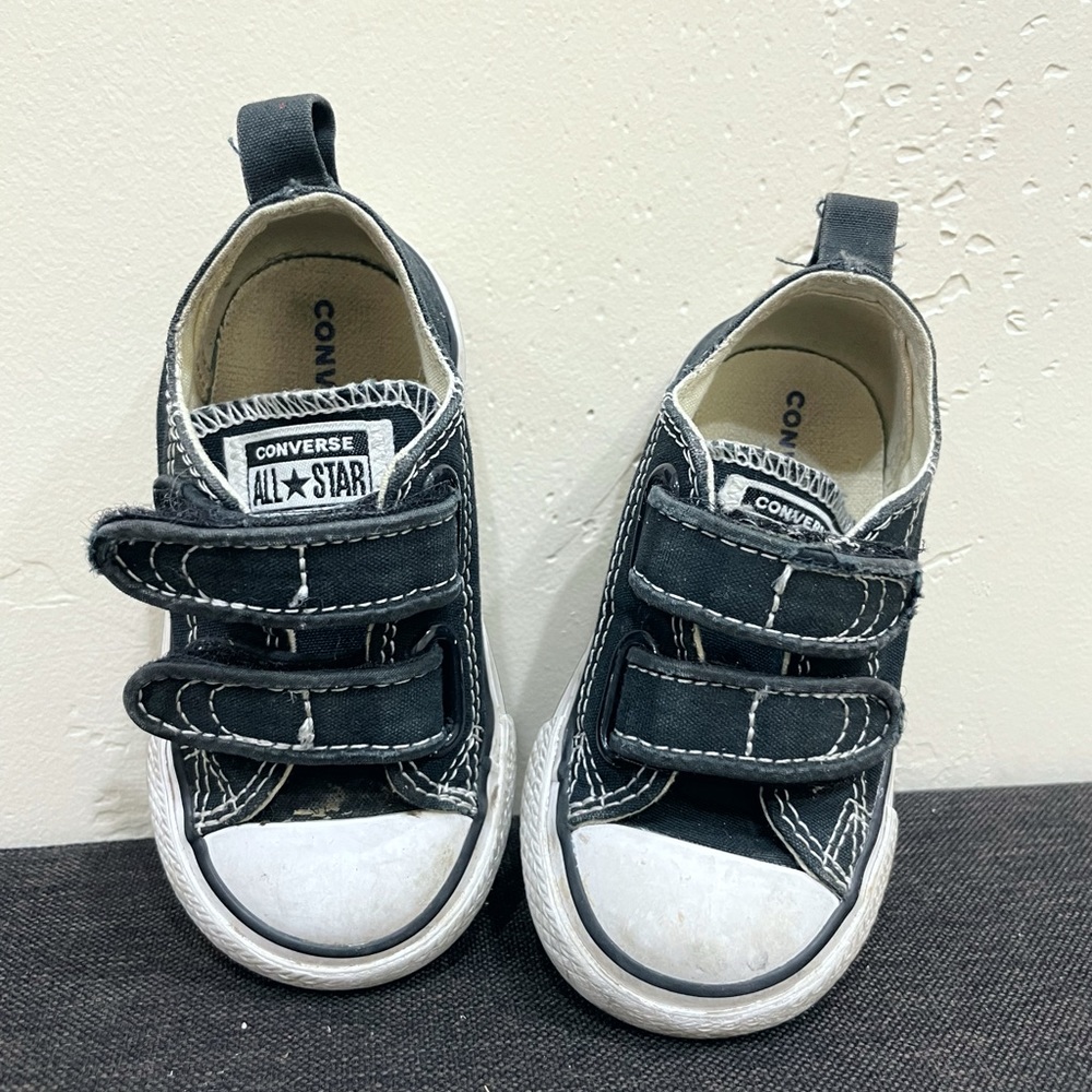 CONVERSE ALL STAR TODDLER TENNIS SHOES SIZE 5
